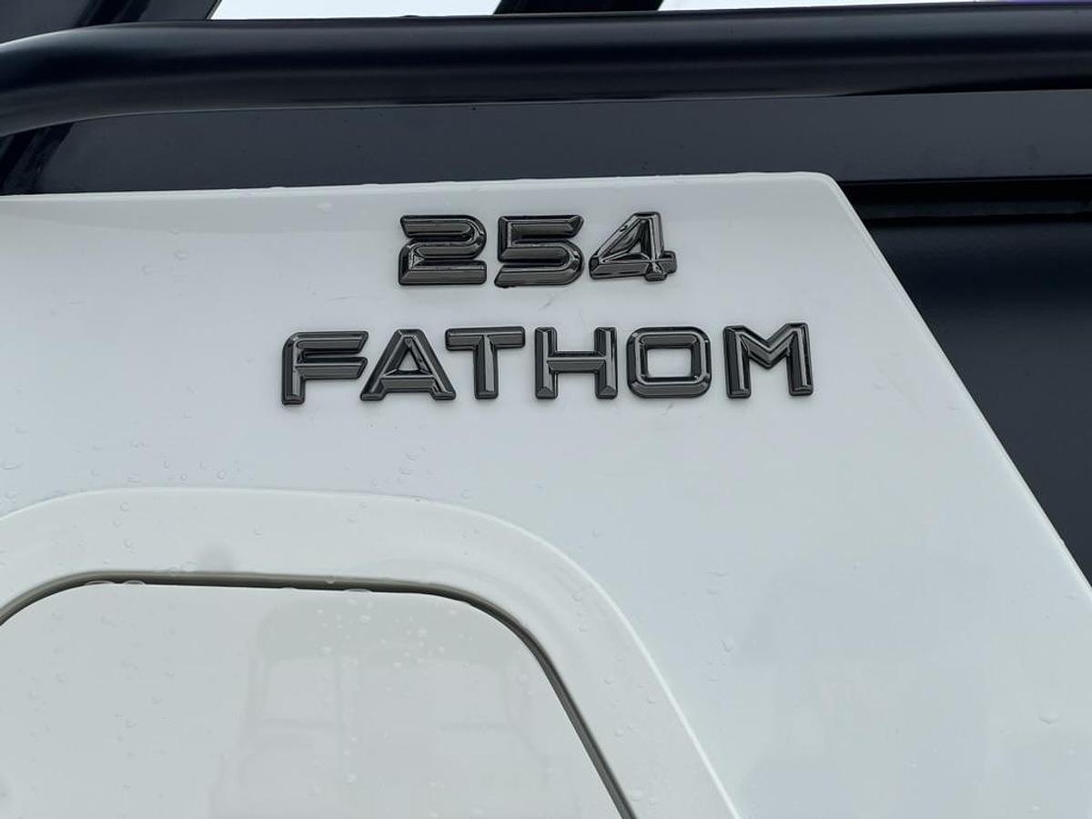 Used 2027 Parker 254 FATHOM