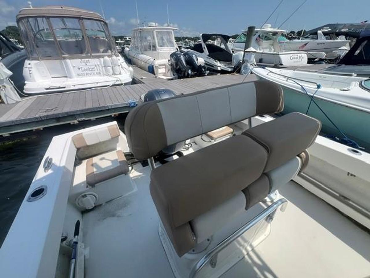 Used 2018 Parker 2100 Deep Vee