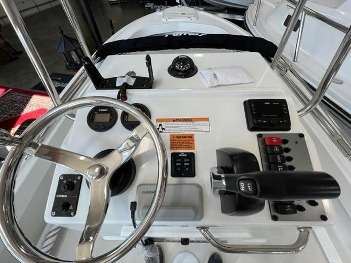 Used 2024 Parker 1801