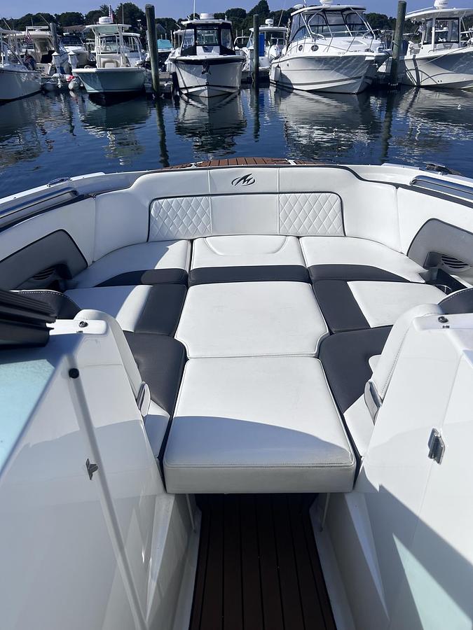 Used 2019 Monterey  M 65