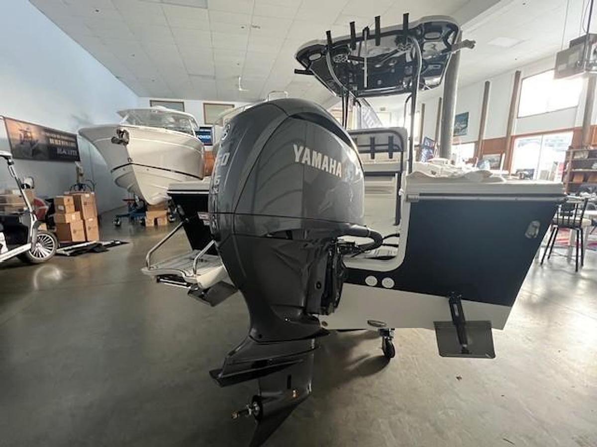 2026 Parker 230 Coastal Elite