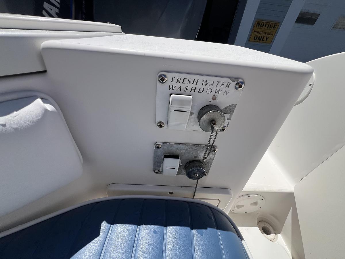 Used 2006 Sea Swirl 2600 CC