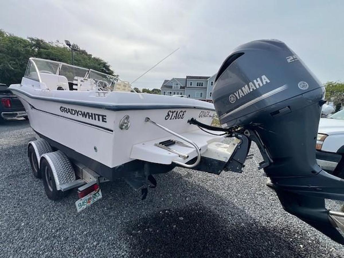 Used 2003 Grady-White 225 Express