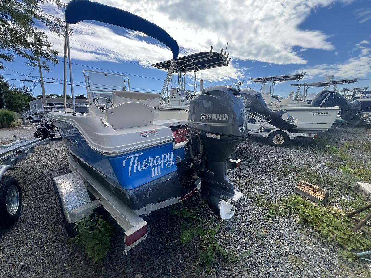 Used 2018 Robalo R160 CC