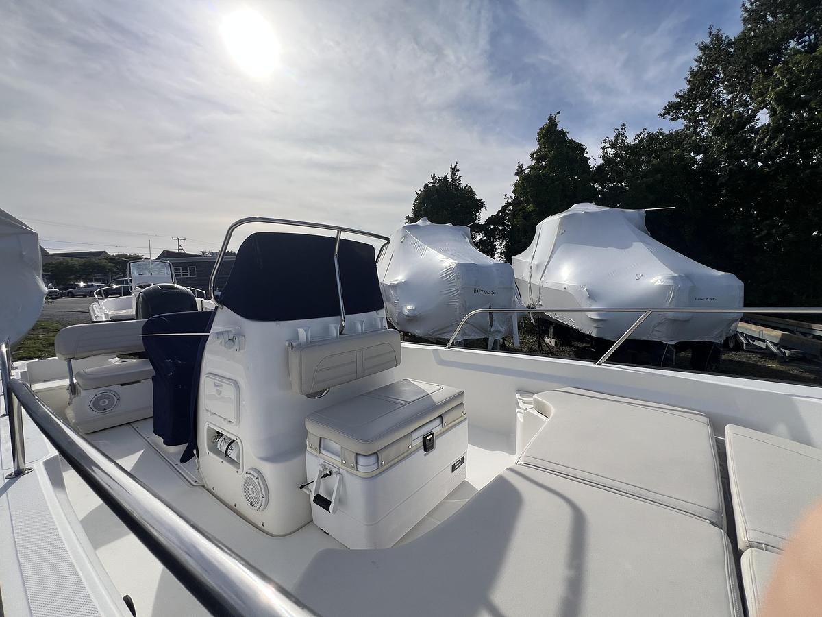 Used 2021 Boston Whaler 190 Outrage
