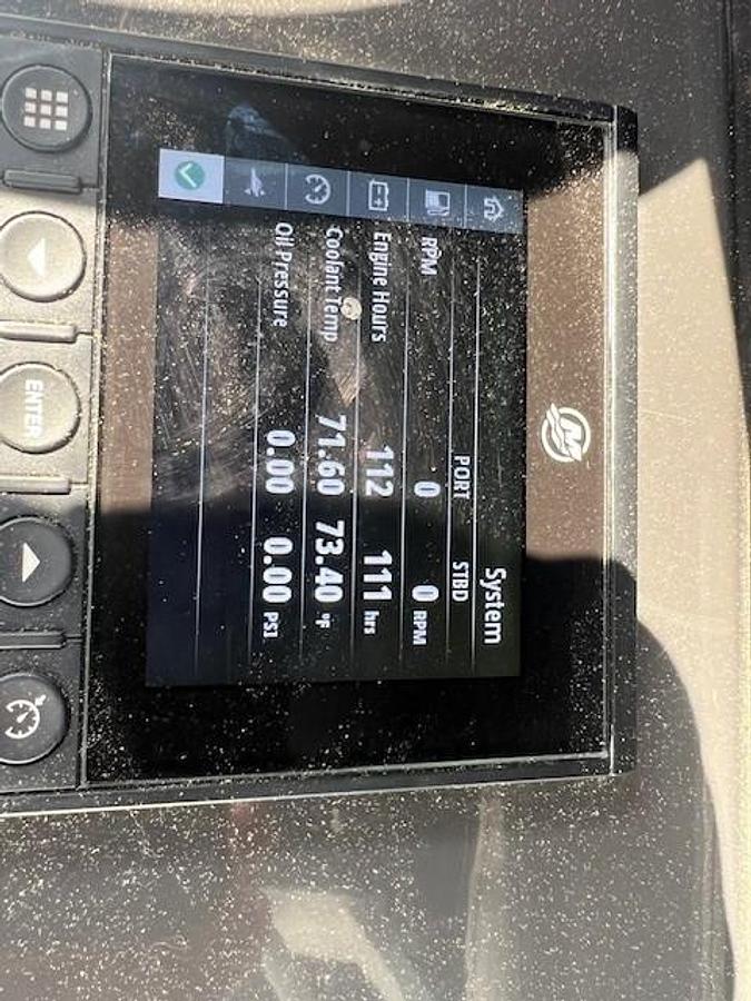 Used 2022 Blackfin 332 CC