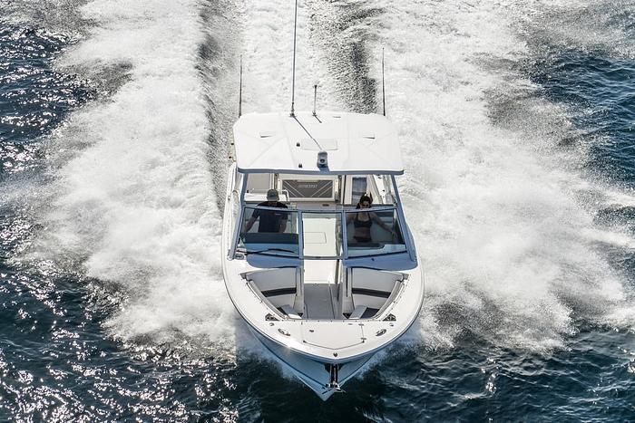 2025 Blackfin 272 DC