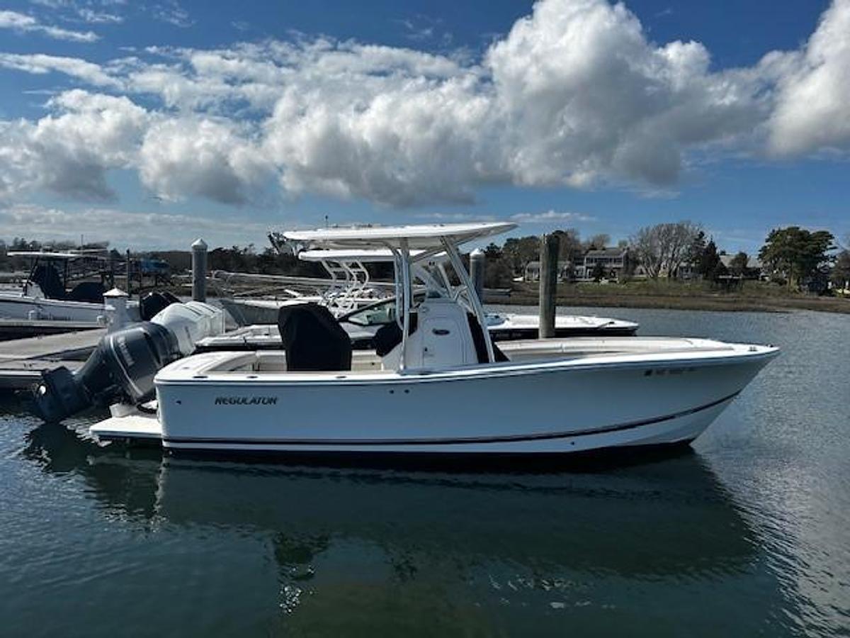 Used 2015 Regulator 23FS