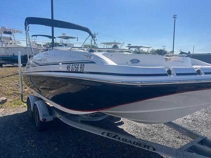 Used 2014 Hurricane SunDeck Sport 188 OB