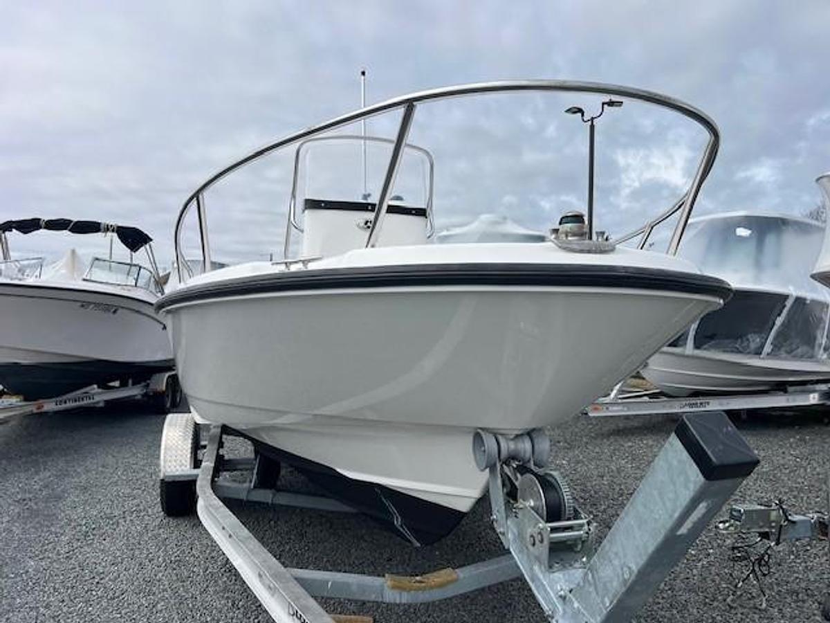 Used 2005 Boston Whaler 190 Nantucket