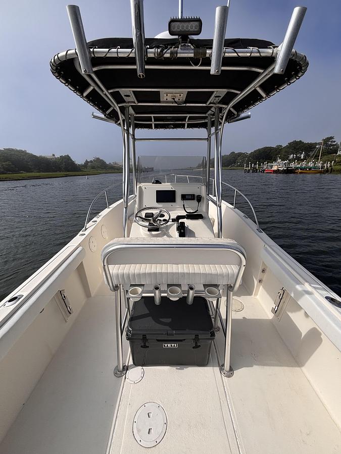 Used 1997 Pursuit 2470