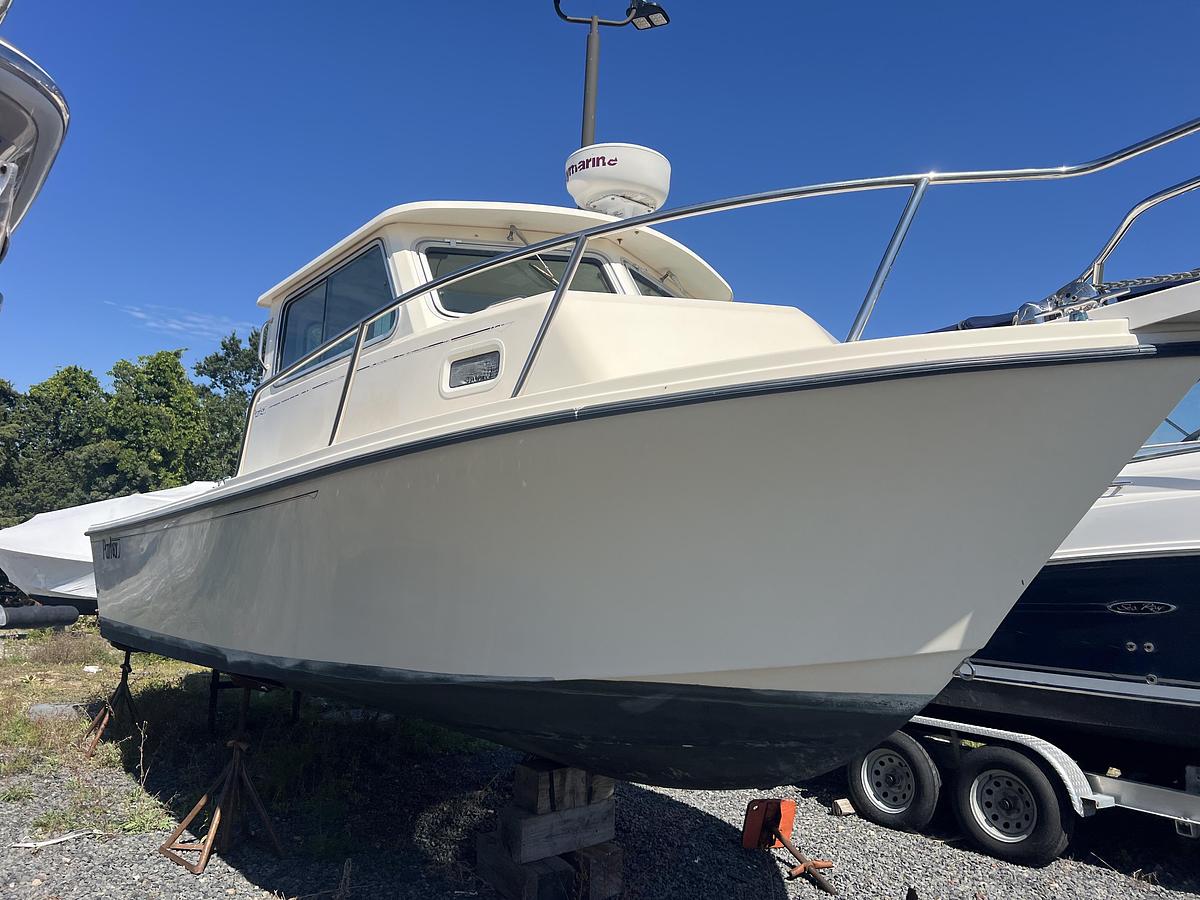 Used 2008 Parker 2520 XL