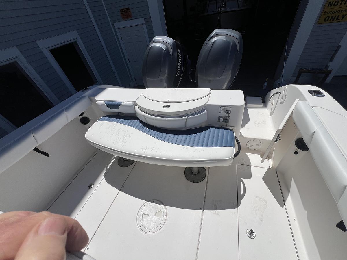 Used 2006 Sea Swirl 2600 CC