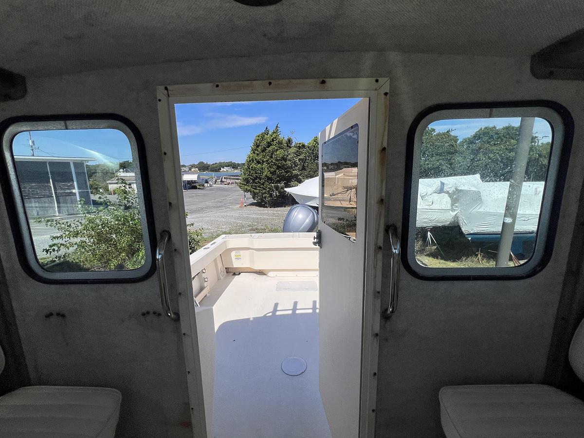 Used 2008 Parker 2520 XL