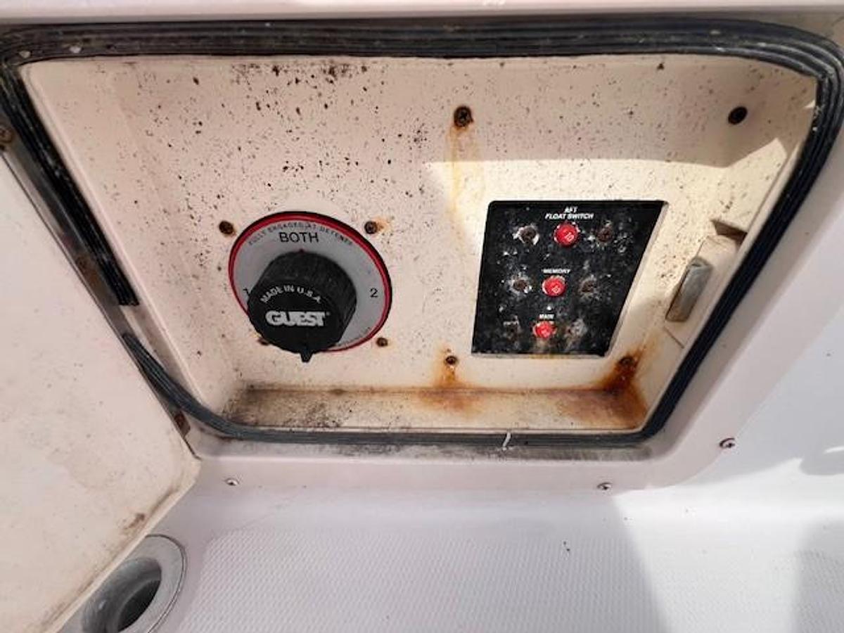 Used 2003 Grady-White 225 Express