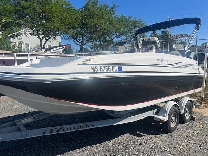 Used 2014 Hurricane SunDeck Sport 188 OB