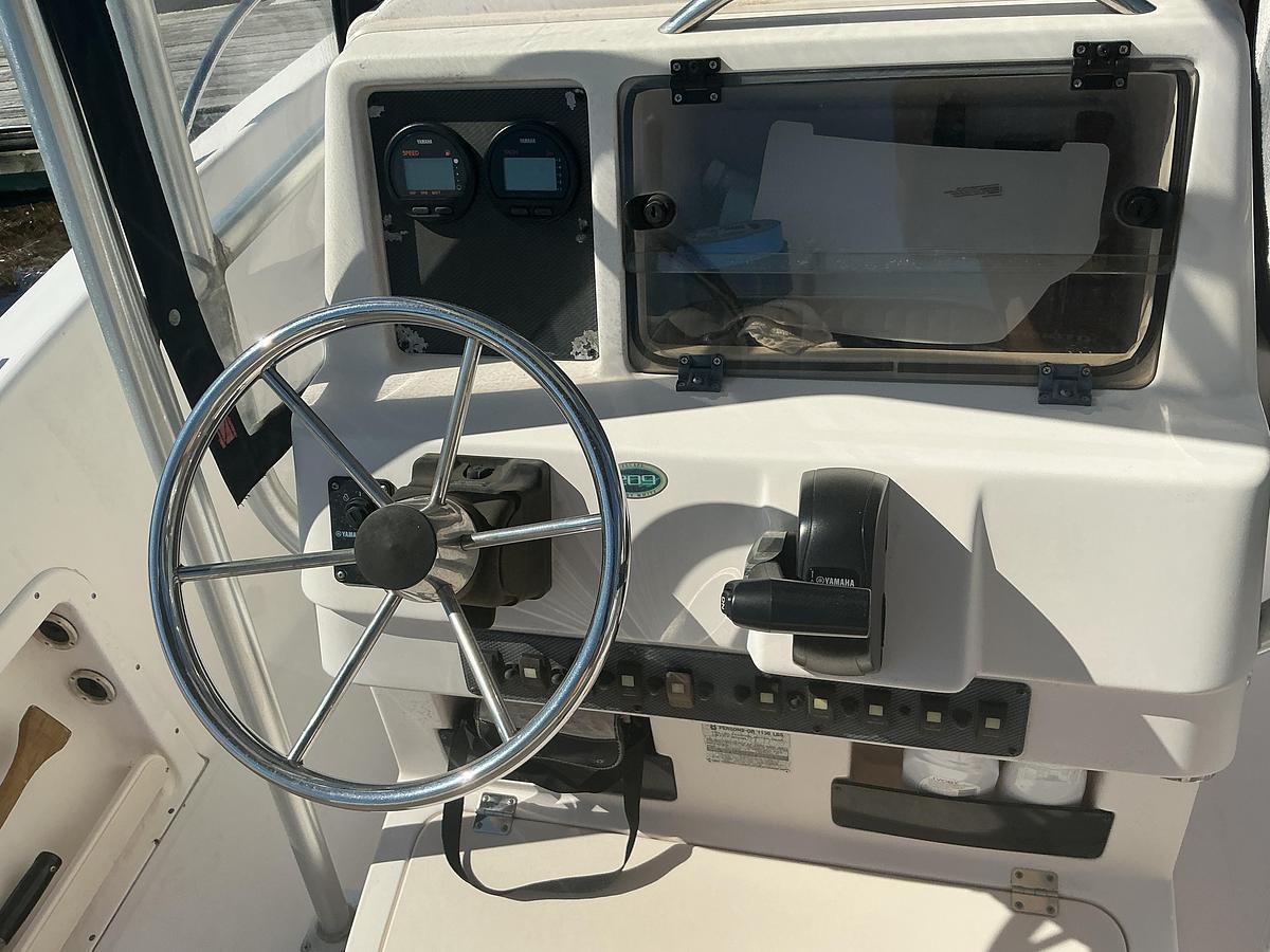 Used 2001 Grady-White 209 Escape