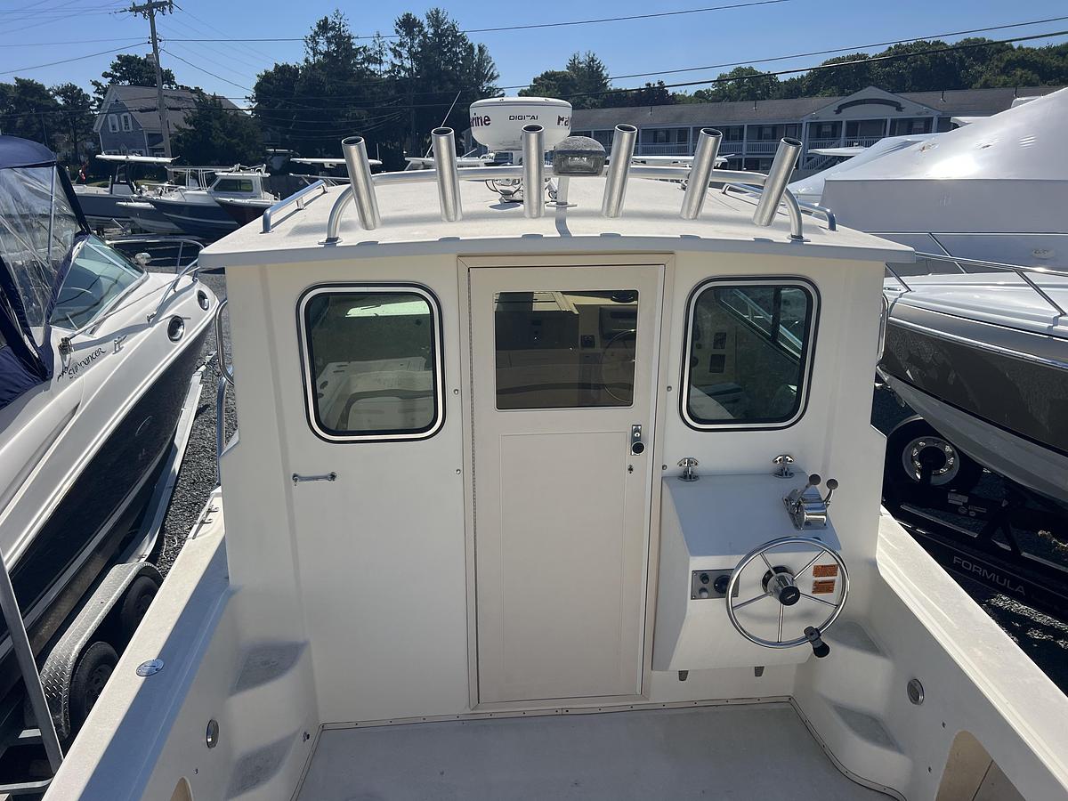 Used 2008 Parker 2520 XL