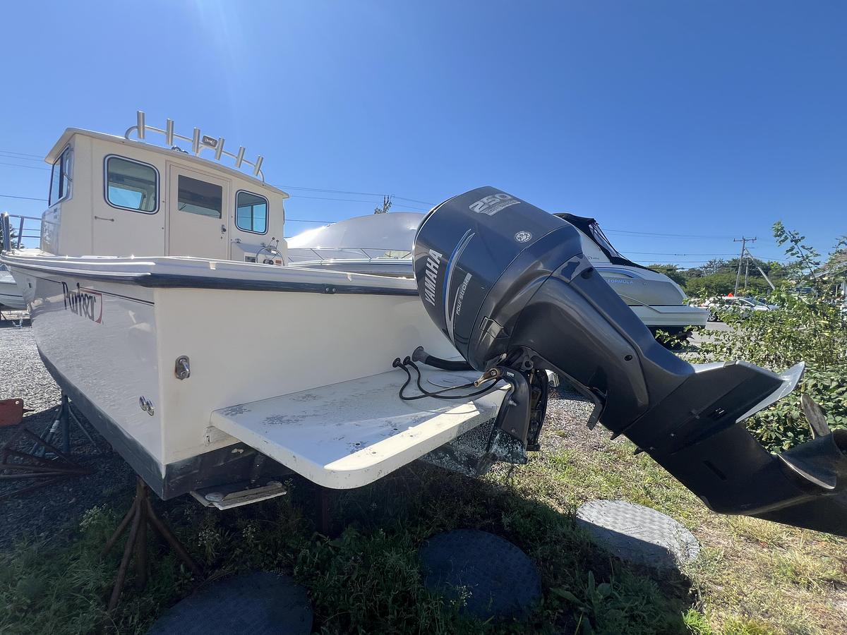 Used 2008 Parker 2520 XL