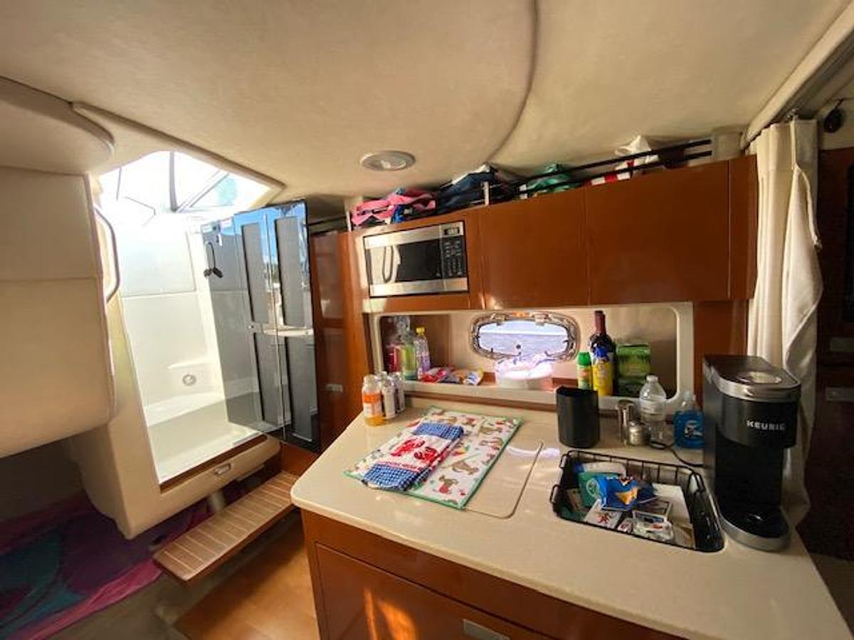 Used 2010 Sea Ray 310 Sundancer