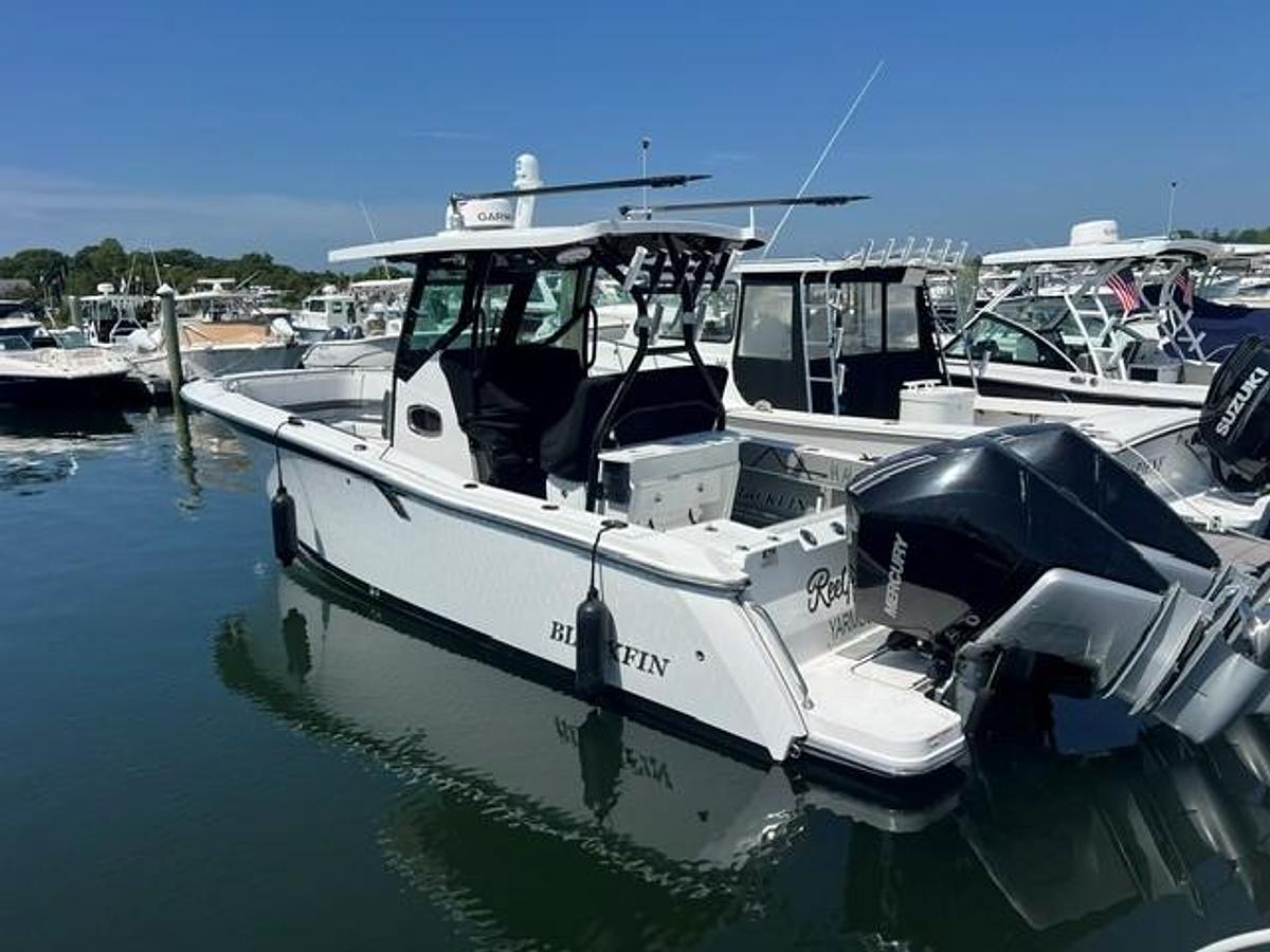 Used 2019 Blackfin 272 CC