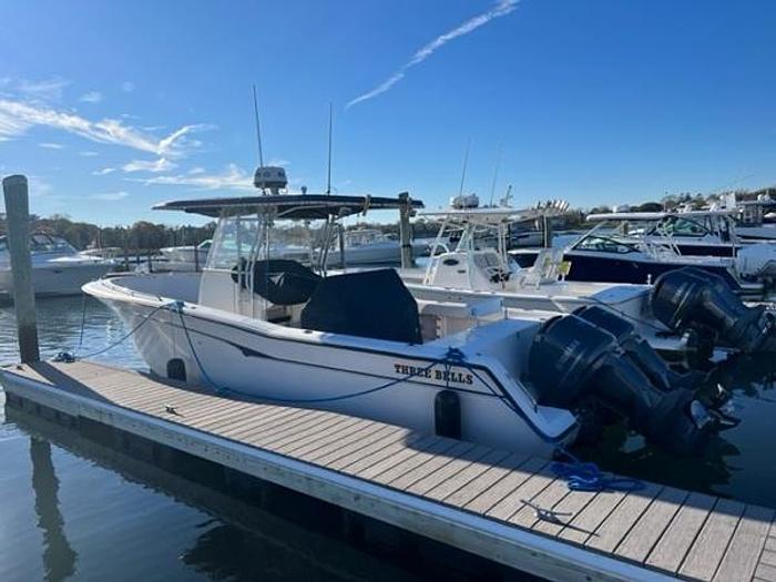 2001 Grady-White 306 Bimini