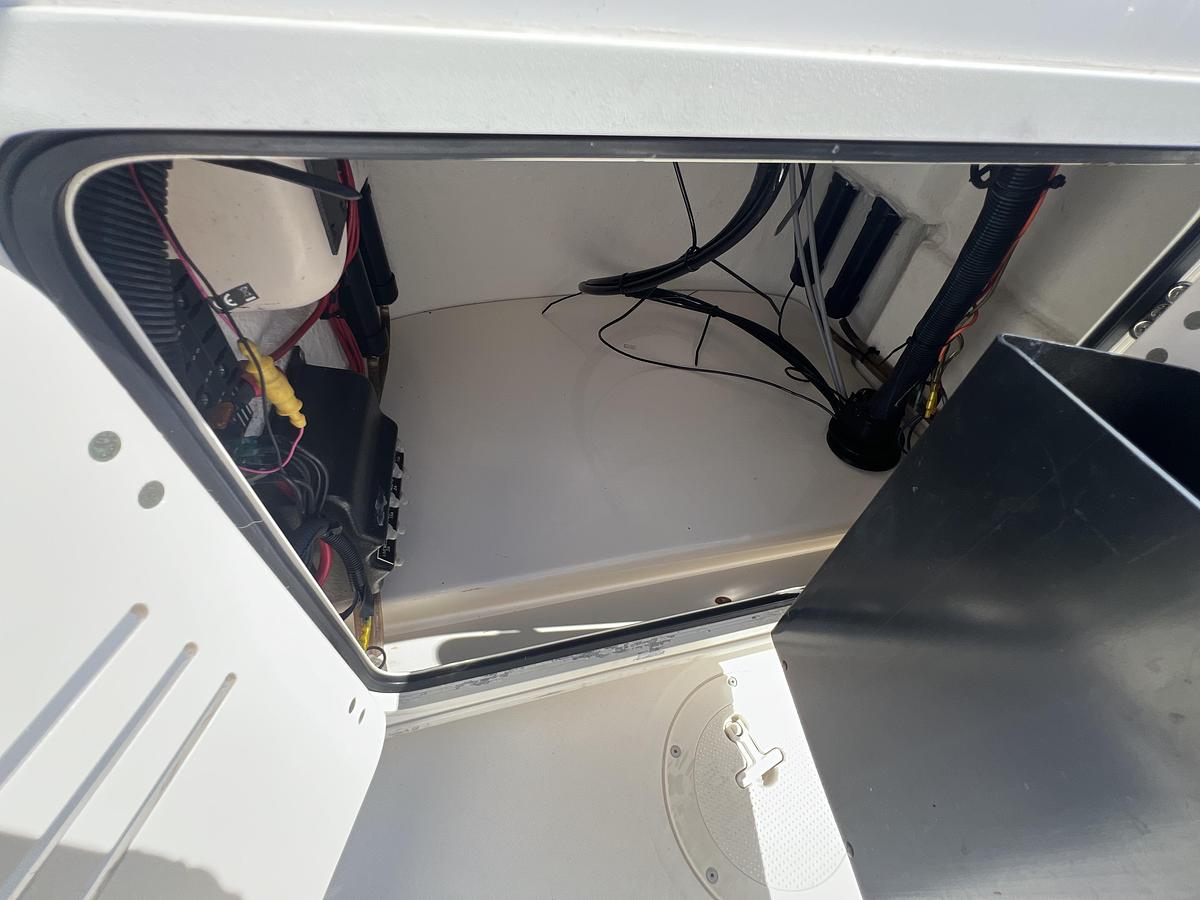 Used 2003 Boston Whaler 180 Dauntless