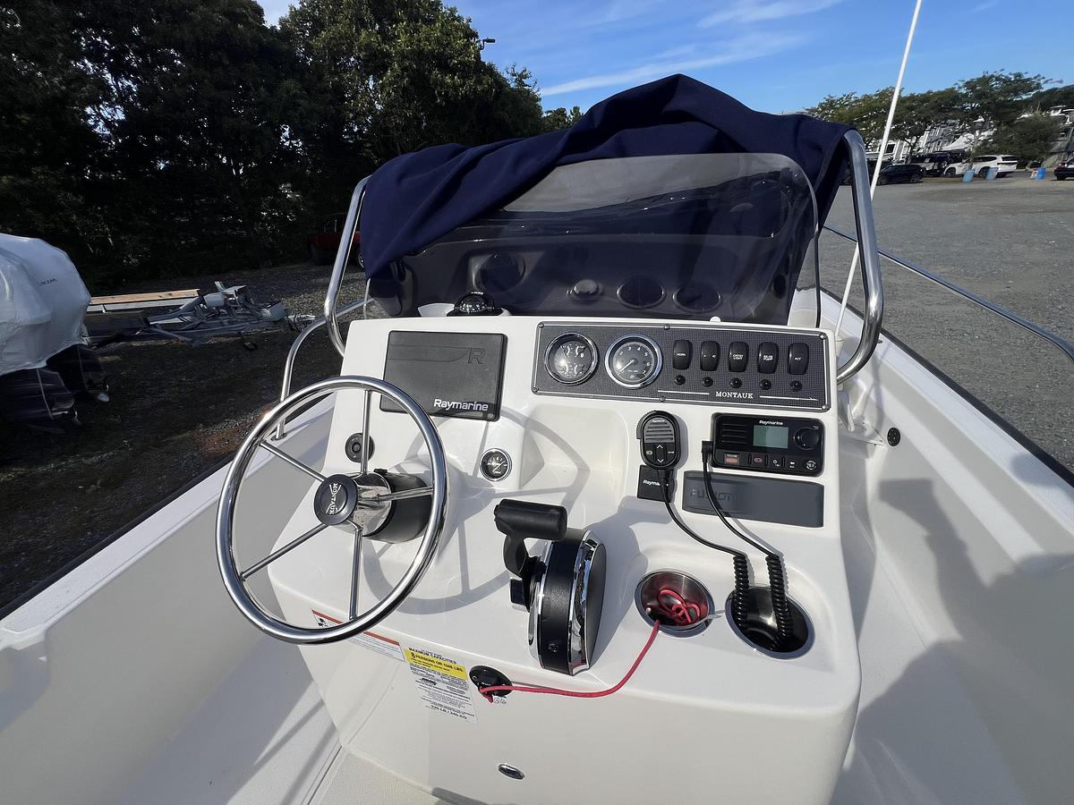 Used 2021 Boston Whaler 190 Outrage