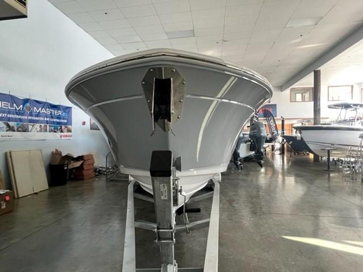 2026 Blackfin 252 DC