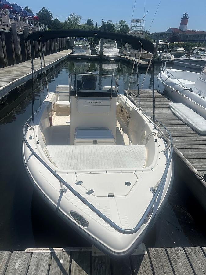 Used 2005 Key West  19 CC