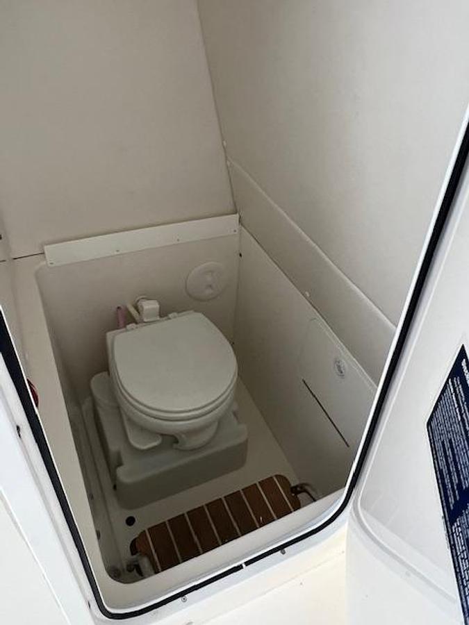 Used 2015 Regulator 23FS