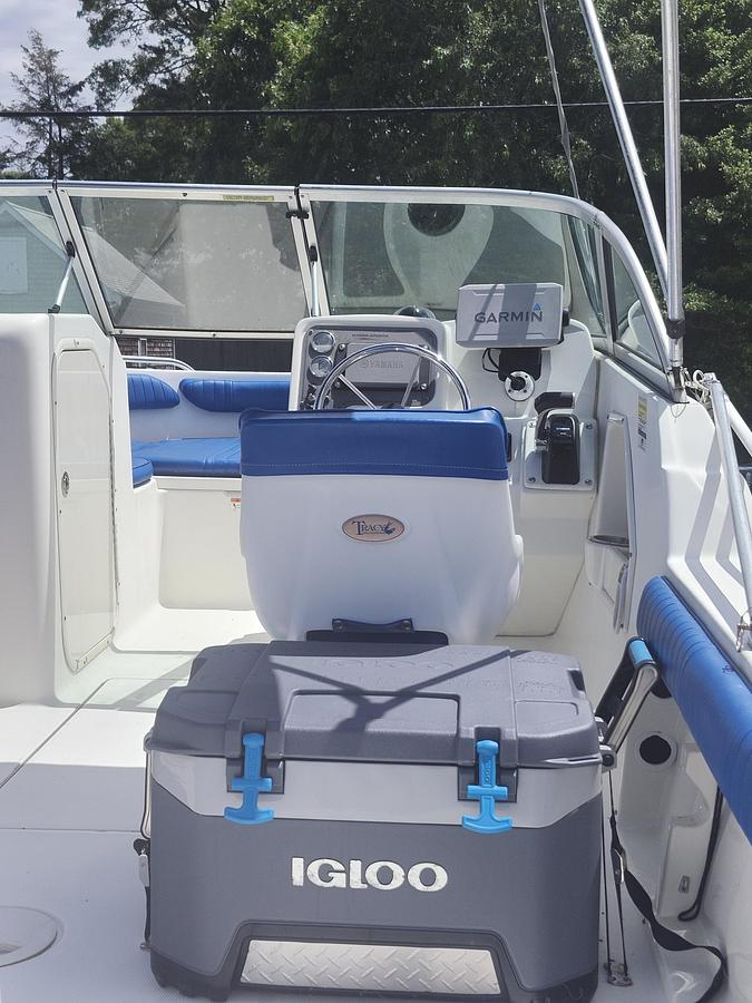 Used 2006 Hydra Sports 202 DC