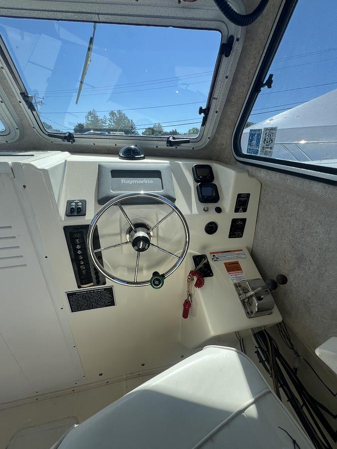 Used 2008 Parker 2520 XL