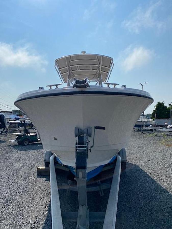 Used 2013 Edgewater 228 CC