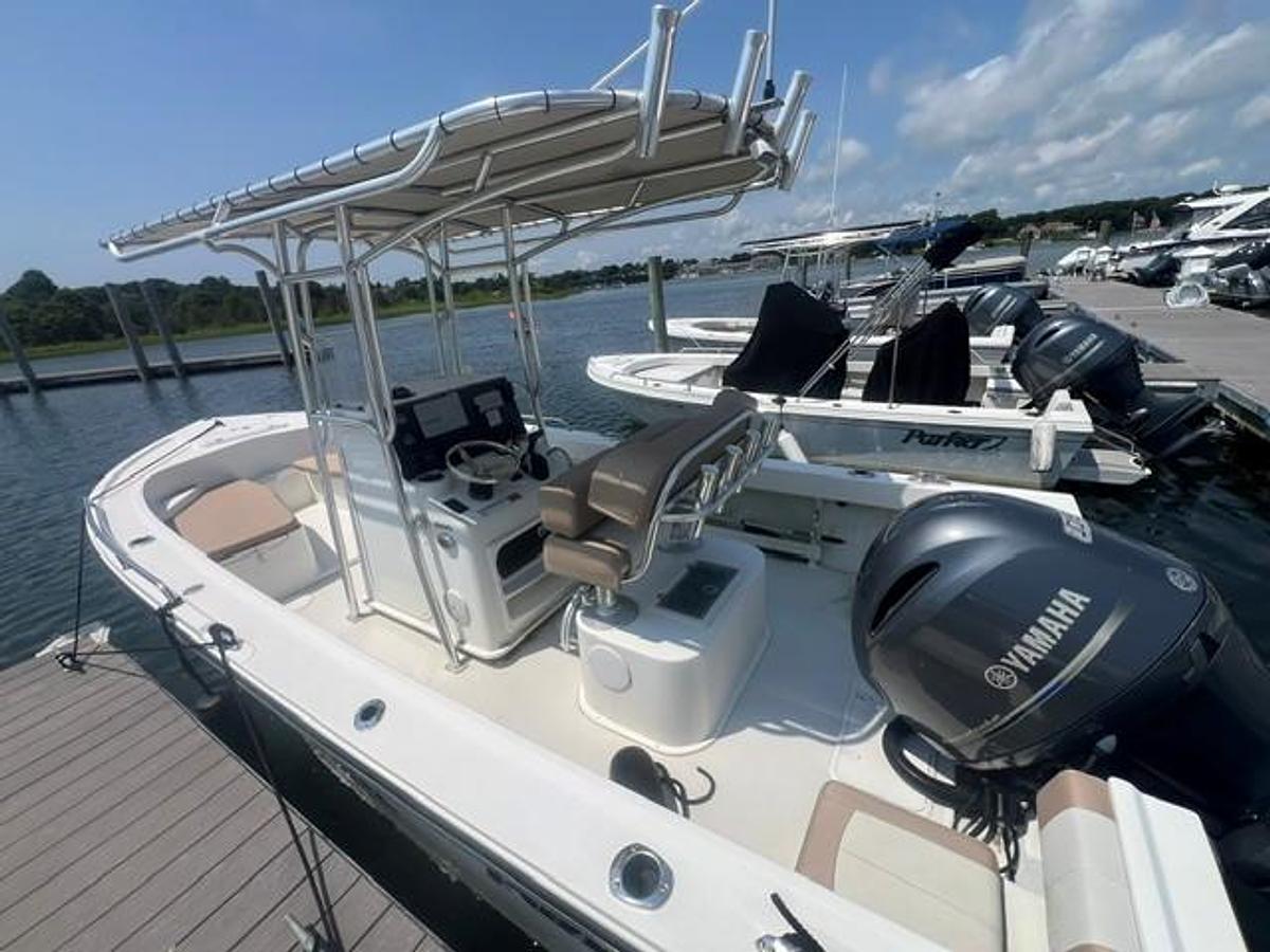 Used 2018 Parker 2100 Deep Vee