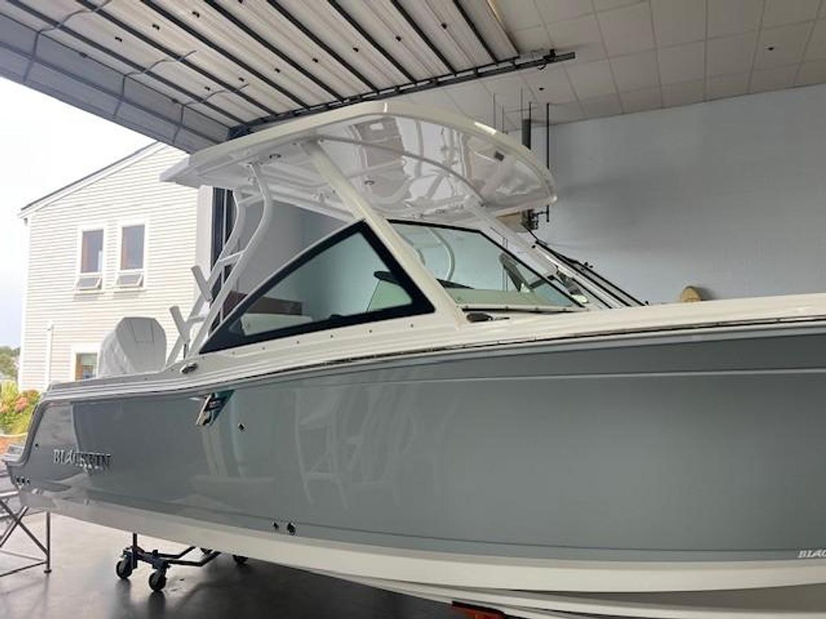 2026  Blackfin 252 DC