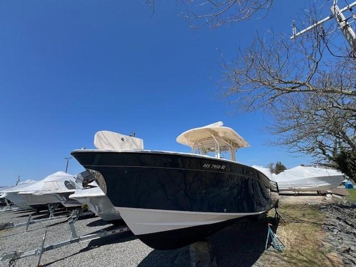 Used 2016 Grady-White 306 Canyon