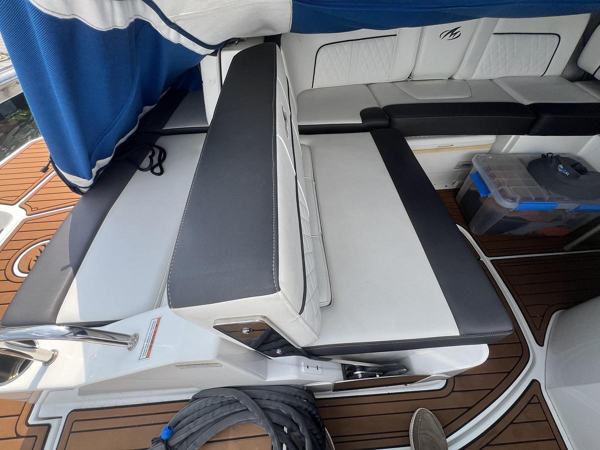 Used 2019 Monterey  M 65