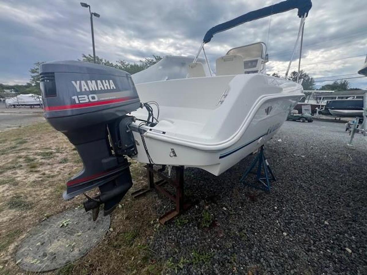 Used 1995 Wellcraft 190CCF