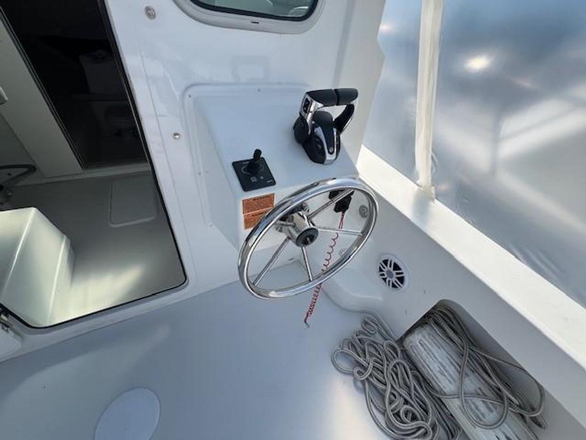 Used 2023 Parker 2820 XLD