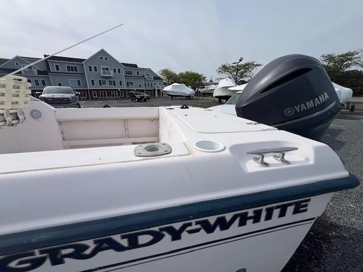 Used 2003 Grady-White 225 Express