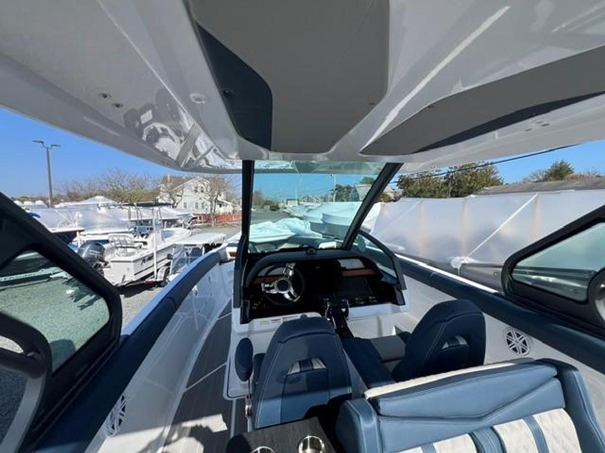 Used 2026 Monterey  30 Elite