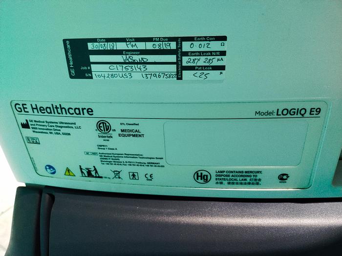 Gebraucht GE LOGIQ E9 Flachbildschirm-Ultraschallgerät inkl. 1 Sonde und DVD-Brenner