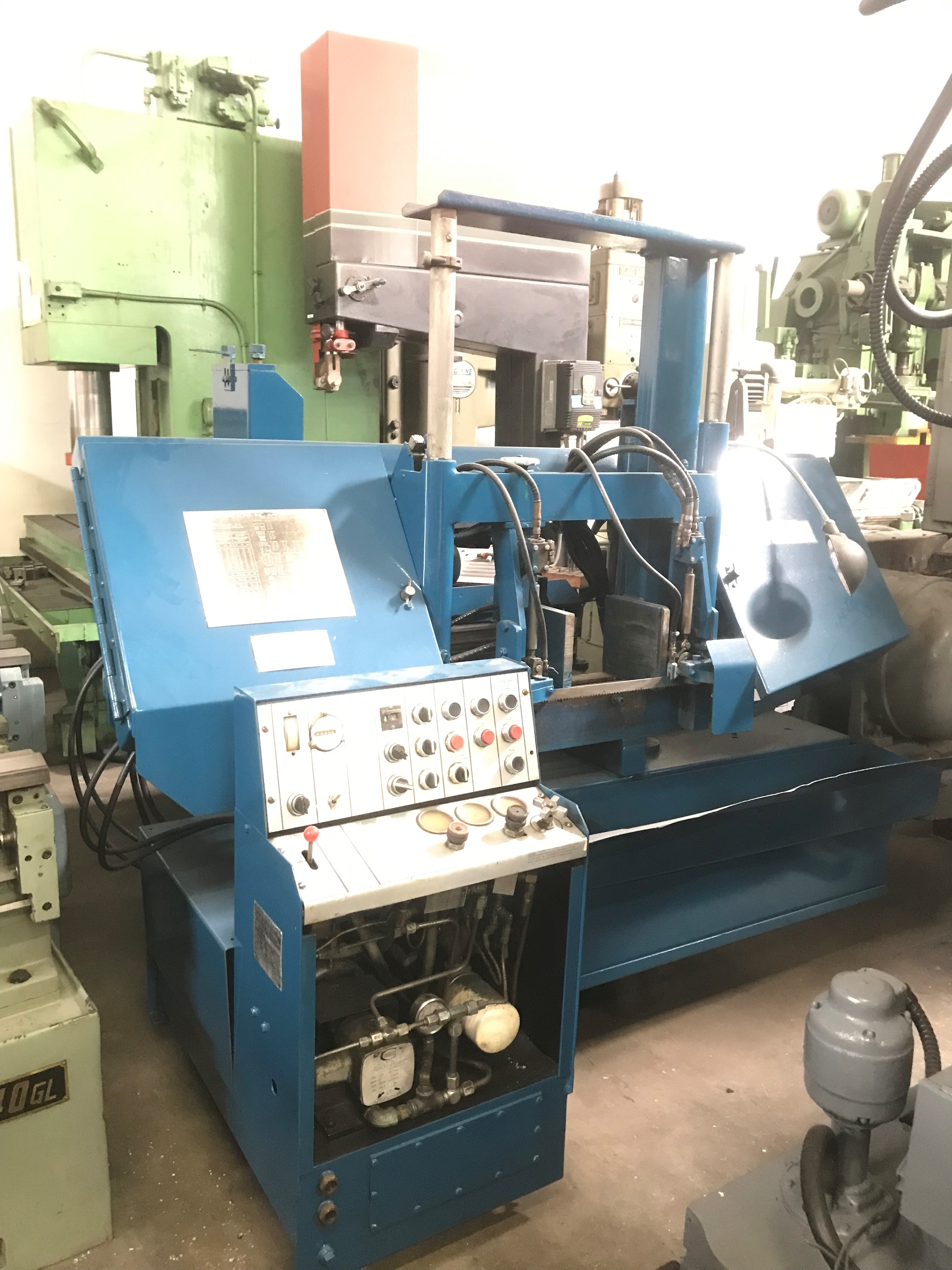 Used W.F. Wells F-15 Automatic Horizontal Bandsaw 15" x 17" #6034 #1