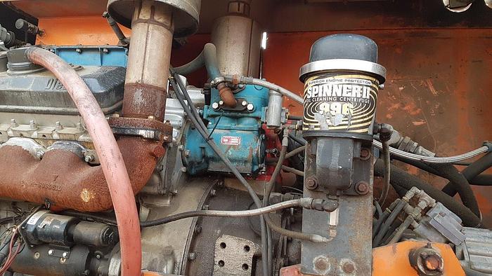 Used 2002 WELCAN 4 Axle Carrier Style Oilfield Pump / Kill Truck