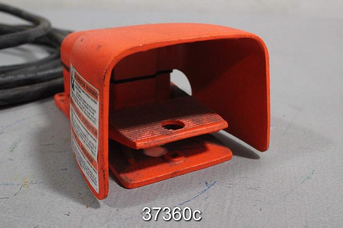 Used Hercules Heavy Duty Electric Foot Switch, 536-SWH #37360