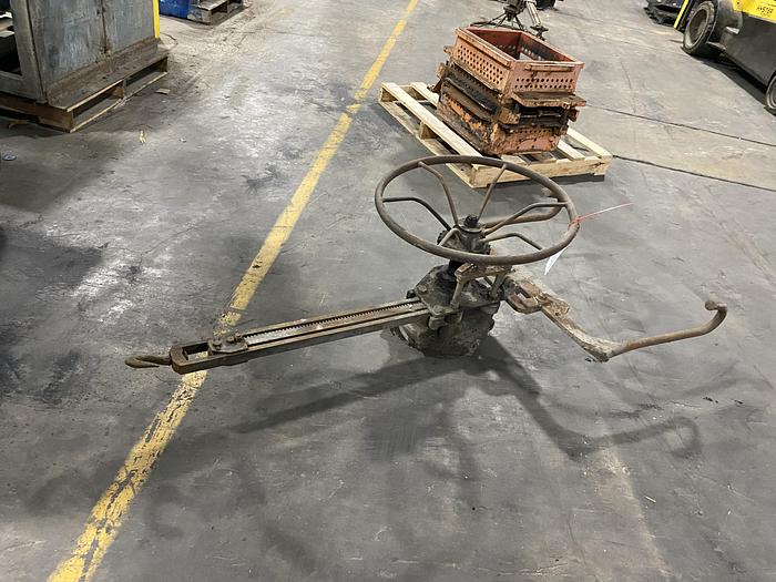 Used MODERN POURING DEVICE