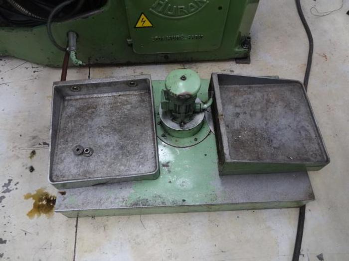 Utilisé Fraiseuse Huron MU 6