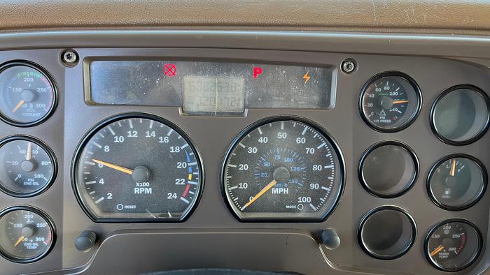 Used 2006 MACK GRANITE CV713