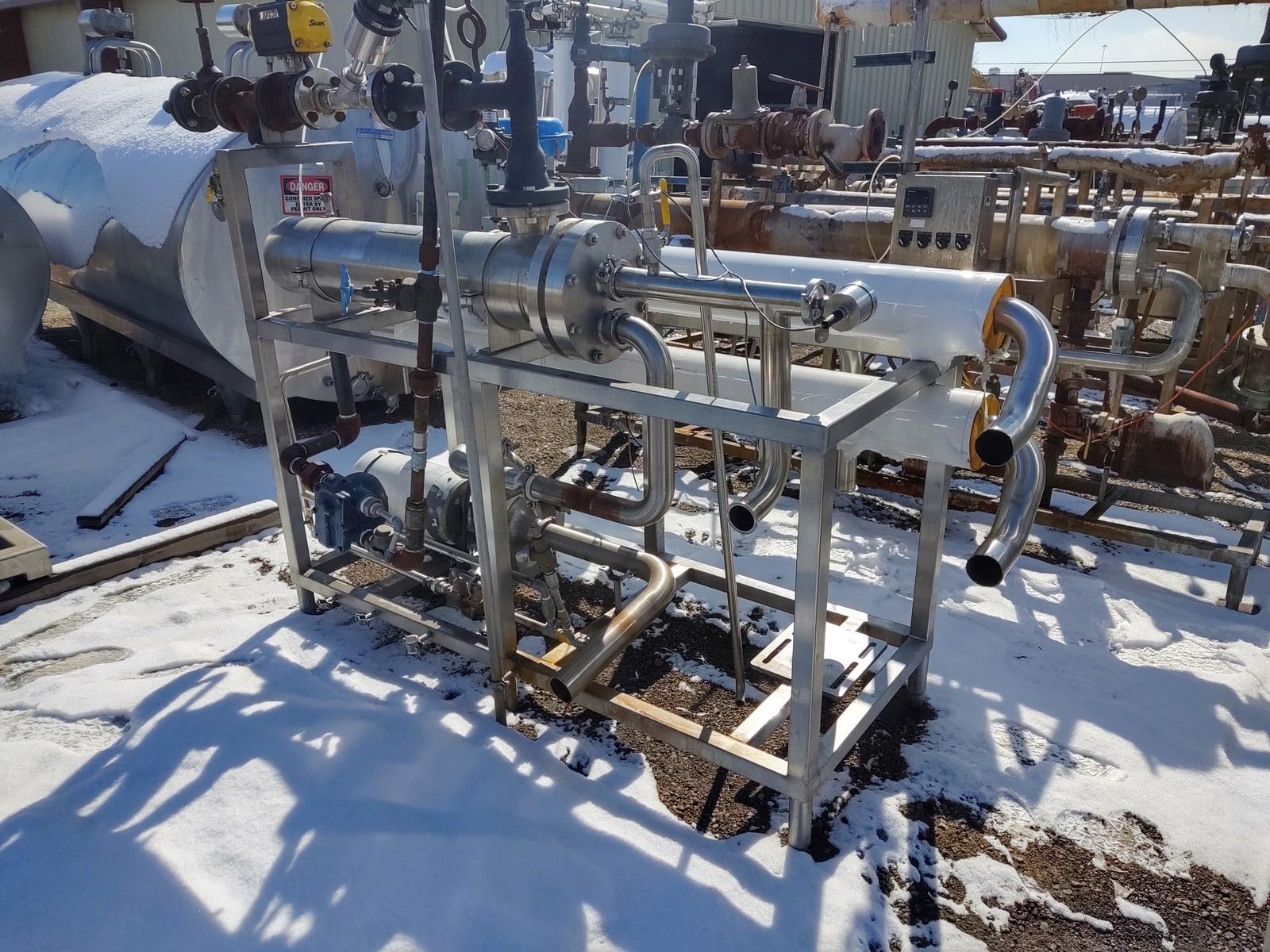 Used 40 SQ FT HOT WATER SET